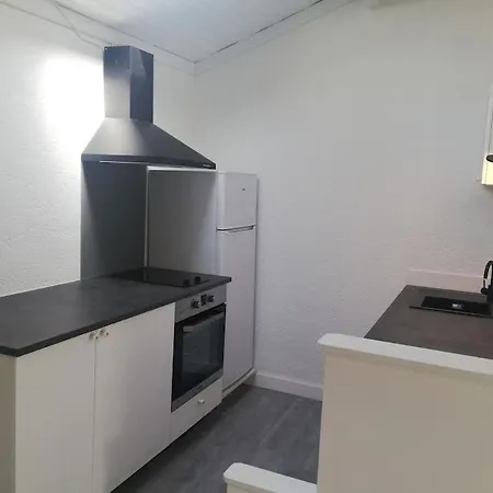 Studio Sous Les Toits Paisible Апартаменты Клермон-Ферран