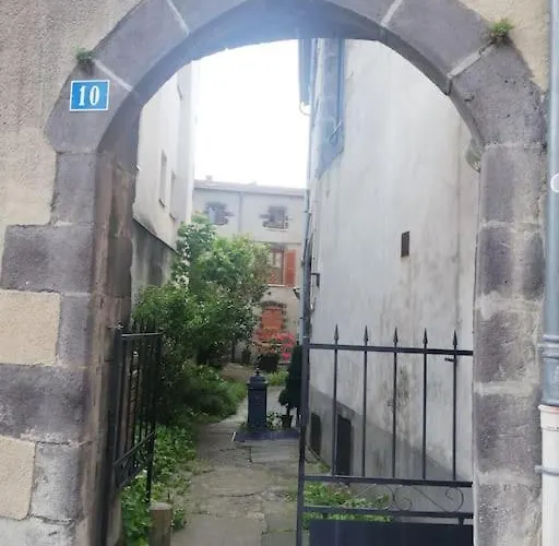 Studio Sous Les Toits Paisible Appartement